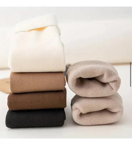 PIJAMA NUVIA 2 PIEZAS | 2x1 + MEDIAS TERMICAS DE REGALO